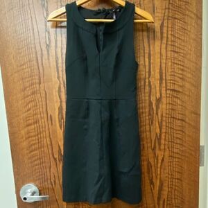 Victoria’s Secret Little Black V‎ Neck Sleeveless Mini Sheath Dress